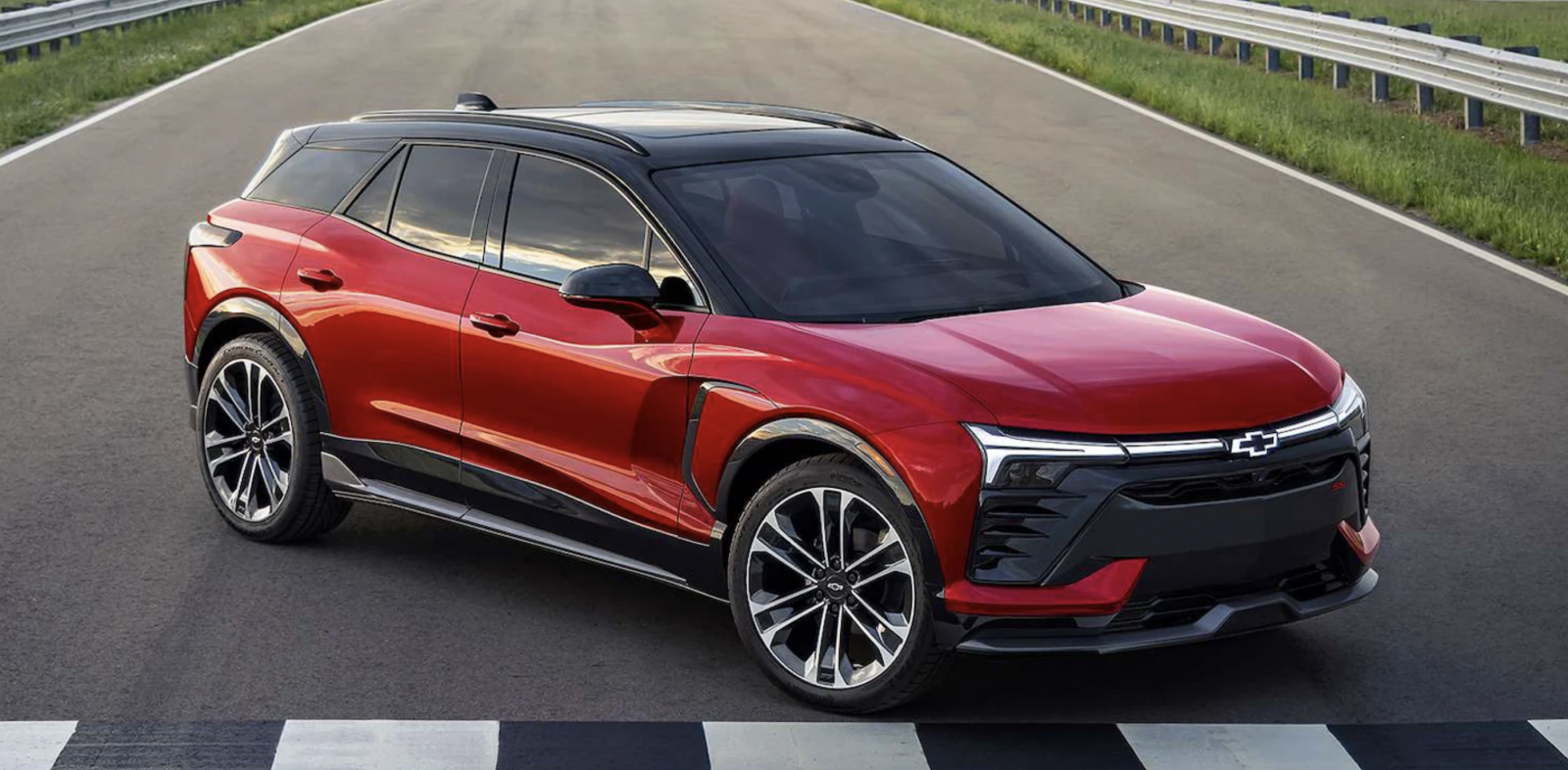 สวยดีไม่มีในไทย... Chevrolet Blazer EV รถไฟฟ้าตัวแรงสุด 557 แรงม้า วิ่ง